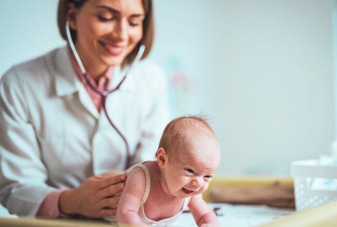 Le suivi de mon bébé à l’étranger